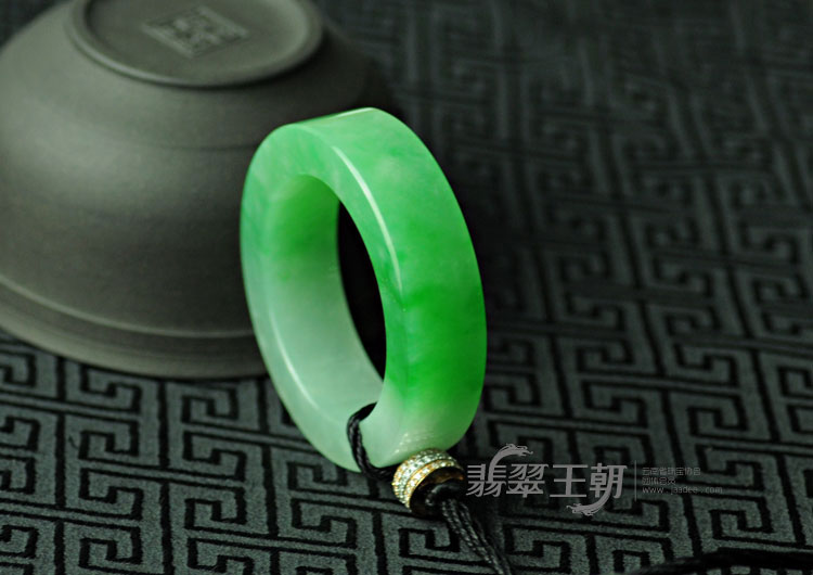 https://jdimg.jaadee.net//images/201103/goods_img/4926_P_1301262473029.jpg