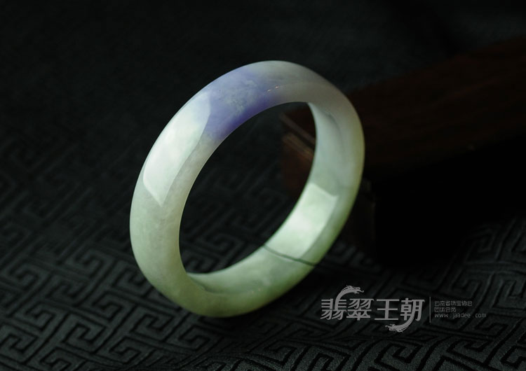 糯冰种春带彩缅甸翡翠平安手镯（55.2）