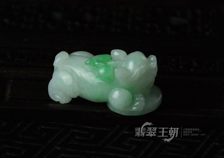https://jdimg.jaadee.net//images/201104/goods_img/5004_P_1301596240157.jpg
