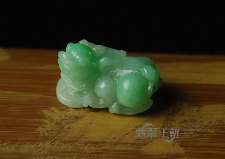 https://jdimg.jaadee.net//images/201104/goods_img/5008_P_1301596721281.jpg