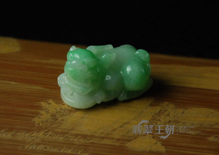 https://jdimg.jaadee.net//images/201104/goods_img/5008_P_1301596721664.jpg