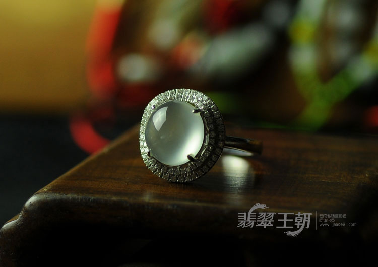 https://jdimg.jaadee.net//images/201104/goods_img/5031_P_1302045751358.jpg