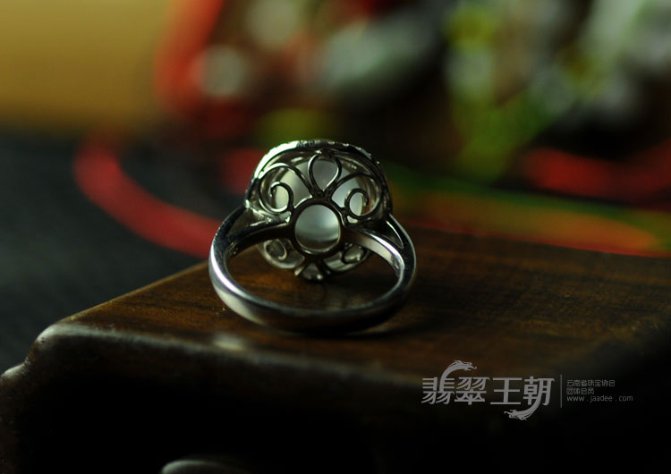 https://jdimg.jaadee.net//images/201104/goods_img/5031_P_1302045751926.jpg