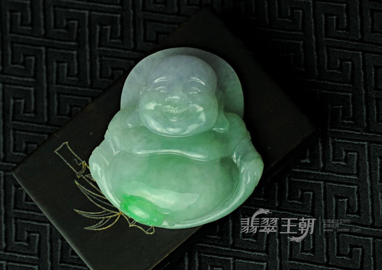 糯冰种春带彩缅甸翡翠玉佛挂件