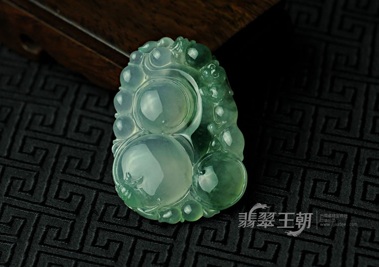冰种飘花缅甸翡翠福禄寿挂件