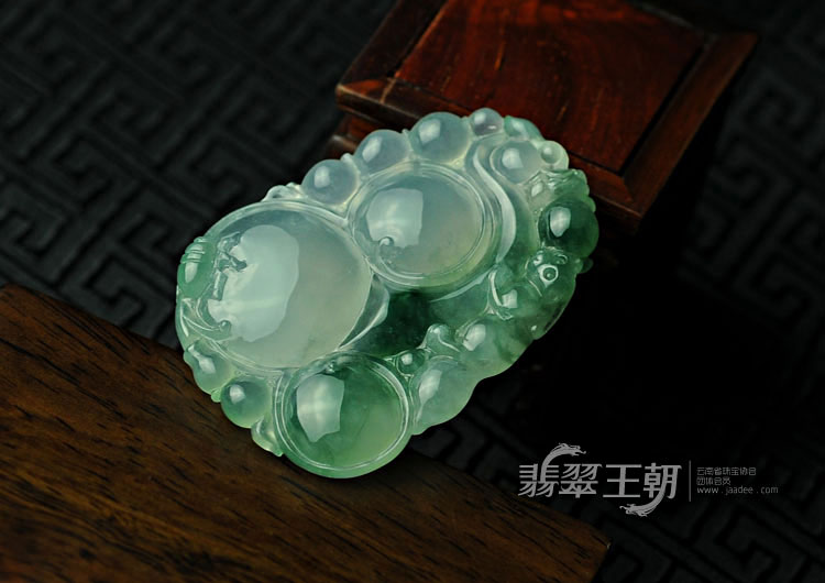 https://jdimg.jaadee.net//images/201104/goods_img/5070_P_1302133641892.jpg