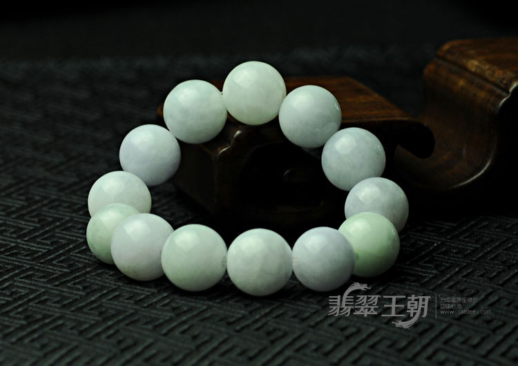 https://jdimg.jaadee.net//images/201104/goods_img/5075_P_1302285257827.jpg