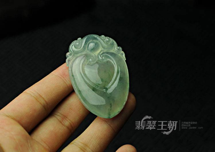 https://jdimg.jaadee.net//images/201104/goods_img/5087_P_1302287474959.jpg