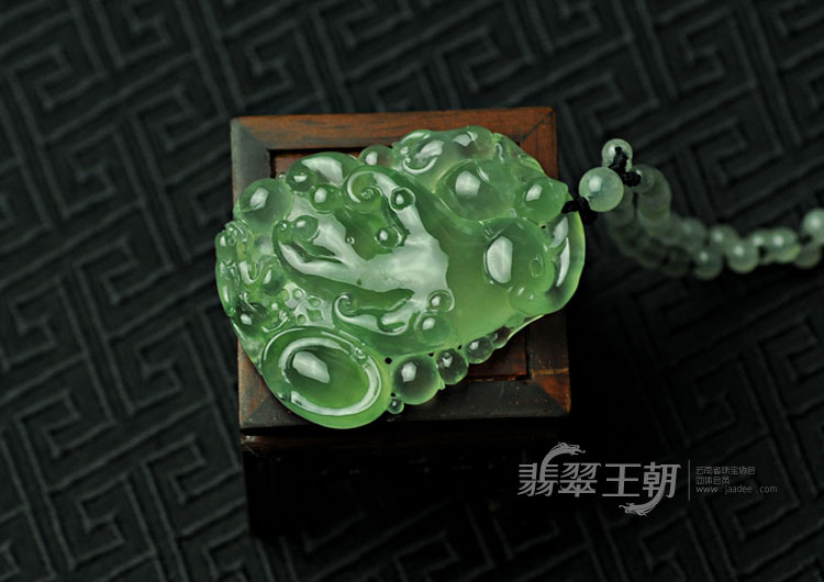 https://jdimg.jaadee.net//images/201104/goods_img/5092_P_1302296104740.jpg