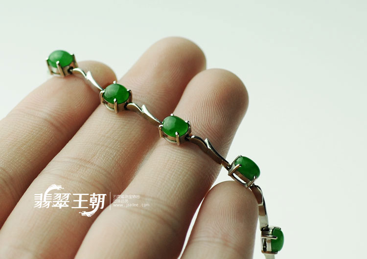 https://jdimg.jaadee.net//images/201104/goods_img/5113_P_1302301441146.jpg