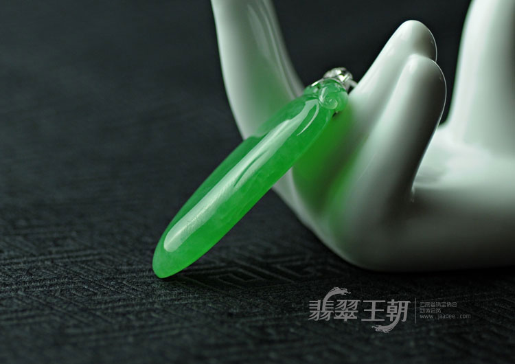 https://jdimg.jaadee.net//images/201104/goods_img/5135_P_1302547768860.jpg