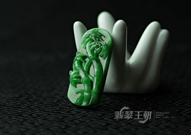https://jdimg.jaadee.net//images/201104/goods_img/5136_P_1302548045613.jpg