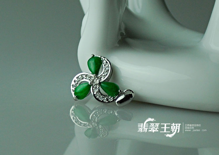 https://jdimg.jaadee.net//images/201104/goods_img/5148_P_1302560325008.jpg
