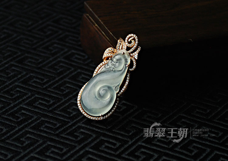 https://jdimg.jaadee.net//images/201104/goods_img/5165_P_1302640308983.jpg