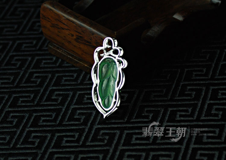 https://jdimg.jaadee.net//images/201104/goods_img/5166_P_1302714941638.jpg
