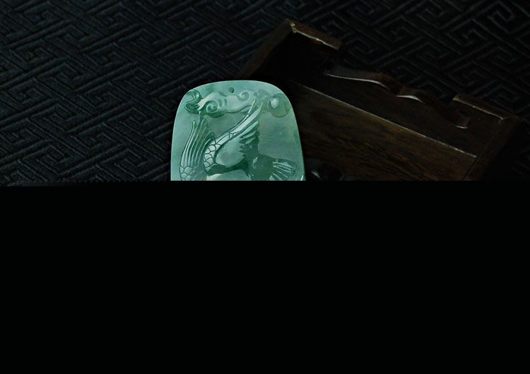 冰玻种飘花缅甸翡翠大展鸿图挂件