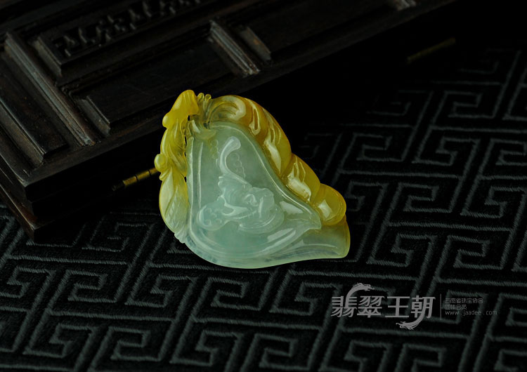 糯冰种黄翡缅甸翡翠福业有成挂件