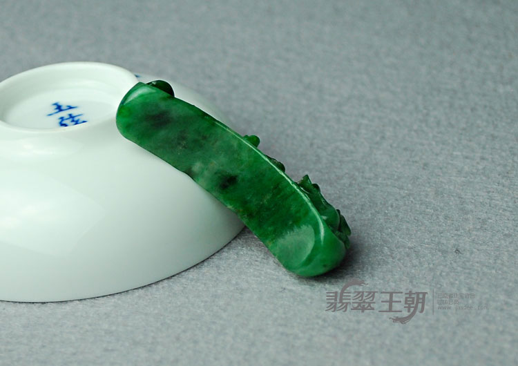https://jdimg.jaadee.net//images/201104/goods_img/5213_P_1302822690142.jpg