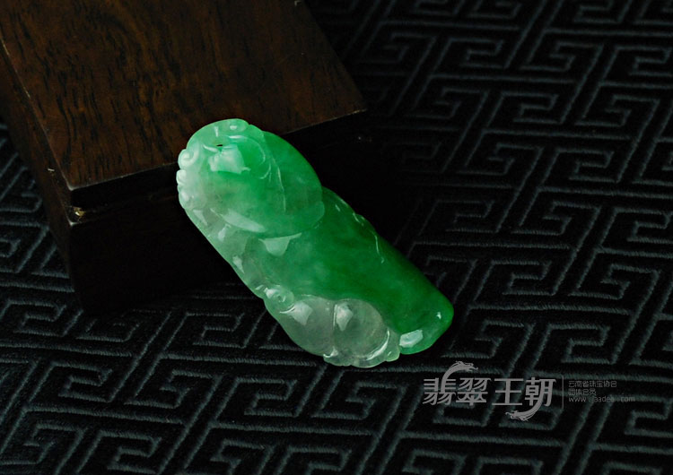 https://jdimg.jaadee.net//images/201104/goods_img/5215_P_1302823074883.jpg