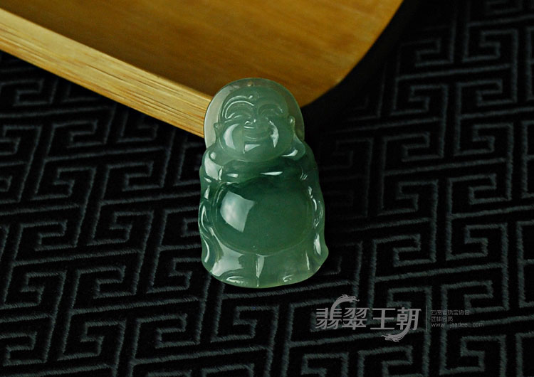 糯冰种飘花缅甸翡翠站佛挂件