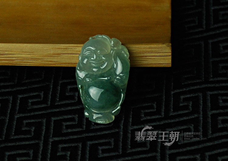 冰种飘花缅甸翡翠逍遥佛挂件