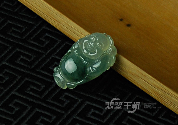 https://jdimg.jaadee.net//images/201104/goods_img/5233_P_1303068821432.jpg