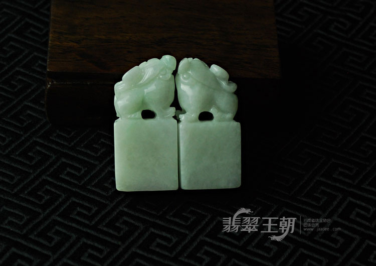 https://jdimg.jaadee.net//images/201104/goods_img/5242_P_1303072465642.jpg