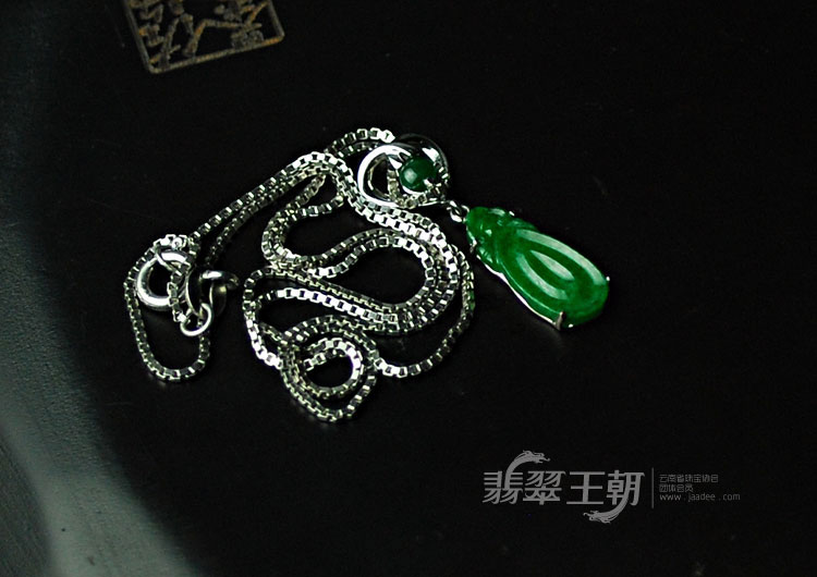 糯冰种高绿包925银镀白金缅甸翡翠福在眼前胸坠