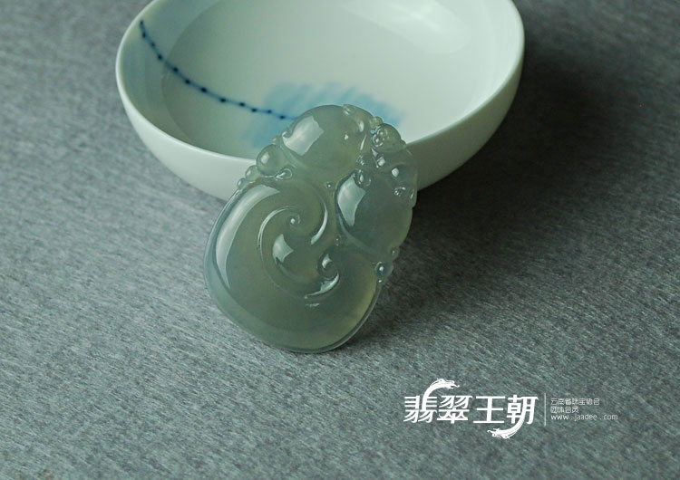 https://jdimg.jaadee.net//images/201104/goods_img/5254_P_1303077047918.jpg