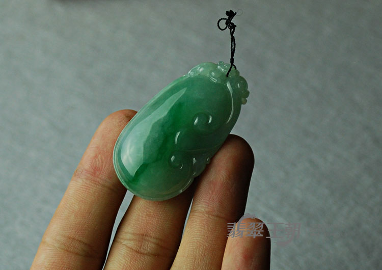 https://jdimg.jaadee.net//images/201104/goods_img/5275_P_1303082370558.jpg