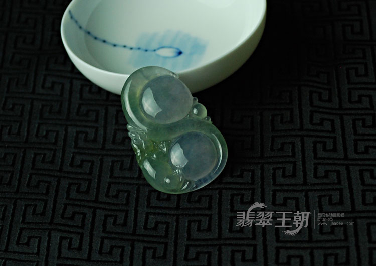 https://jdimg.jaadee.net//images/201104/goods_img/5311_P_1303434151884.jpg