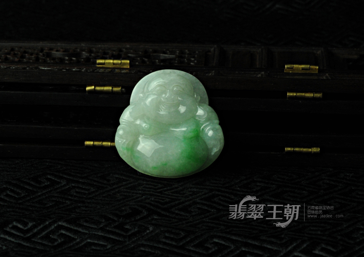 糯冰种翠色缅甸翡翠玉佛挂件