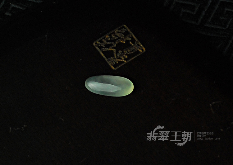 https://jdimg.jaadee.net//images/201104/goods_img/5340_P_1303499135610.jpg