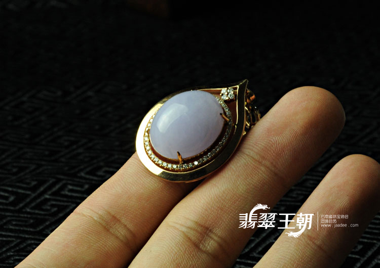 https://jdimg.jaadee.net//images/201104/goods_img/5381_P_1303512390491.jpg