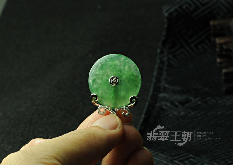 https://jdimg.jaadee.net//images/201104/goods_img/5388_P_1303515172051.jpg