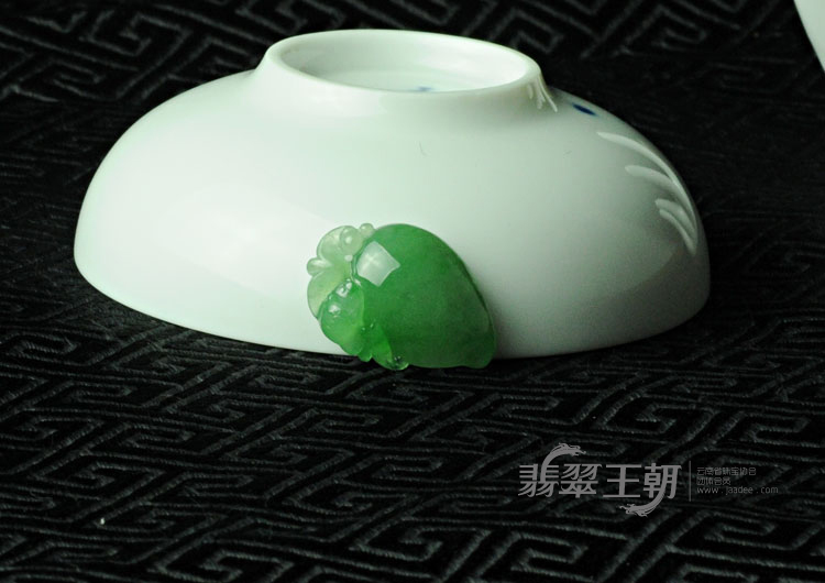 https://jdimg.jaadee.net//images/201104/goods_img/5390_P_1303515691594.jpg
