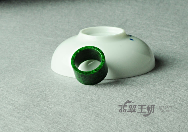 https://jdimg.jaadee.net//images/201104/goods_img/5391_P_1303515876251.jpg