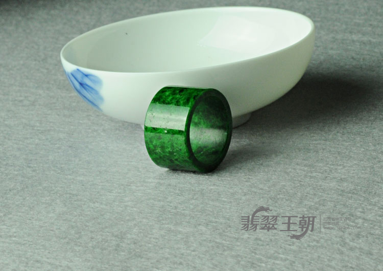 https://jdimg.jaadee.net//images/201104/goods_img/5391_P_1303515877377.jpg