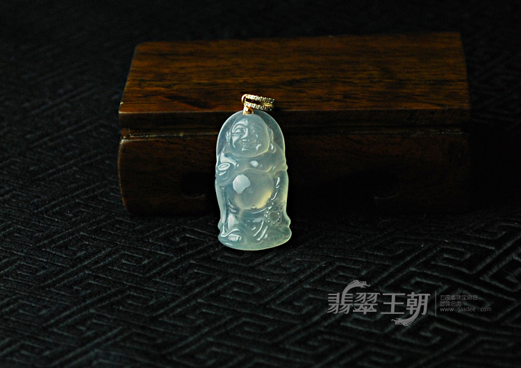 冰种缅甸翡翠站佛挂件