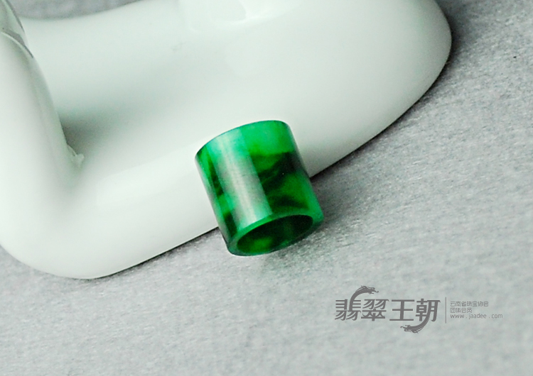 https://jdimg.jaadee.net//images/201104/goods_img/5417_P_1303680124153.jpg