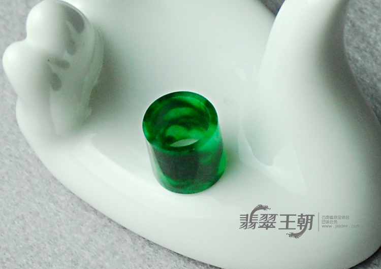 https://jdimg.jaadee.net//images/201104/goods_img/5417_P_1303680125458.jpg