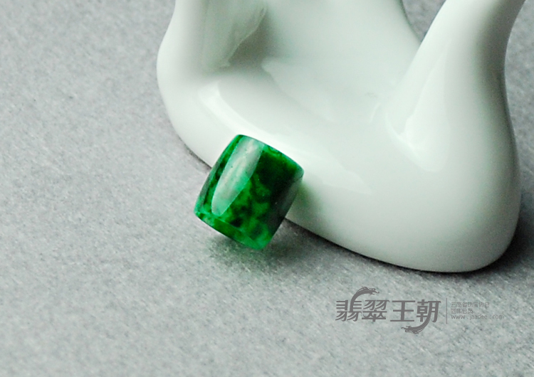 https://jdimg.jaadee.net//images/201104/goods_img/5418_P_1303680509017.jpg
