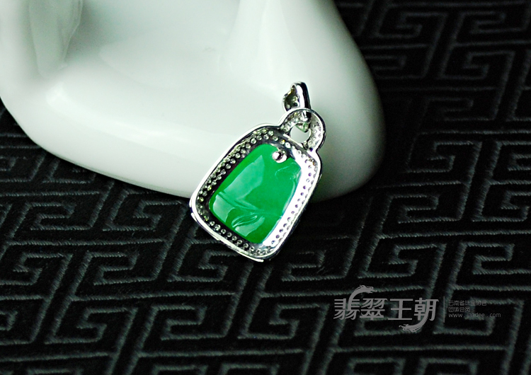 https://jdimg.jaadee.net//images/201104/goods_img/5419_P_1303680832093.jpg