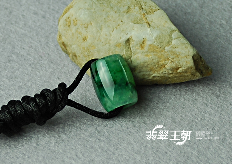 https://jdimg.jaadee.net//images/201104/goods_img/5462_P_1303930339222.jpg