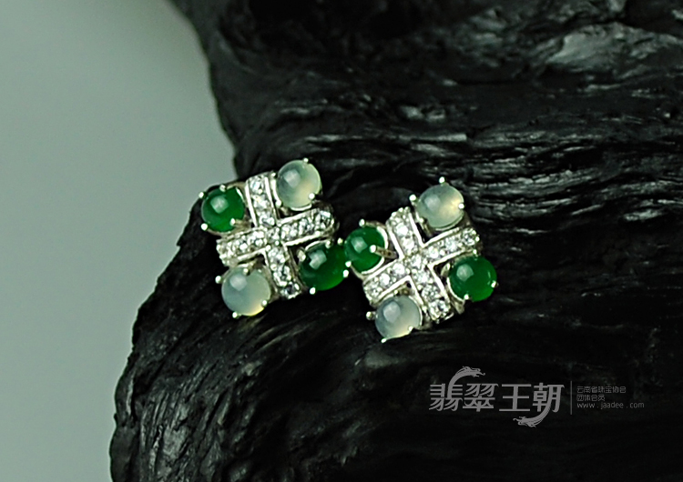 https://jdimg.jaadee.net//images/201104/goods_img/5466_P_1303931446121.jpg