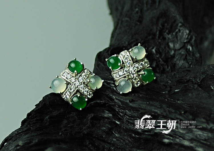 https://jdimg.jaadee.net//images/201104/goods_img/5466_P_1303931446316.jpg
