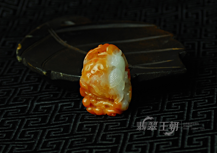 糯冰种红黄翡缅甸翡翠富贵花开挂件