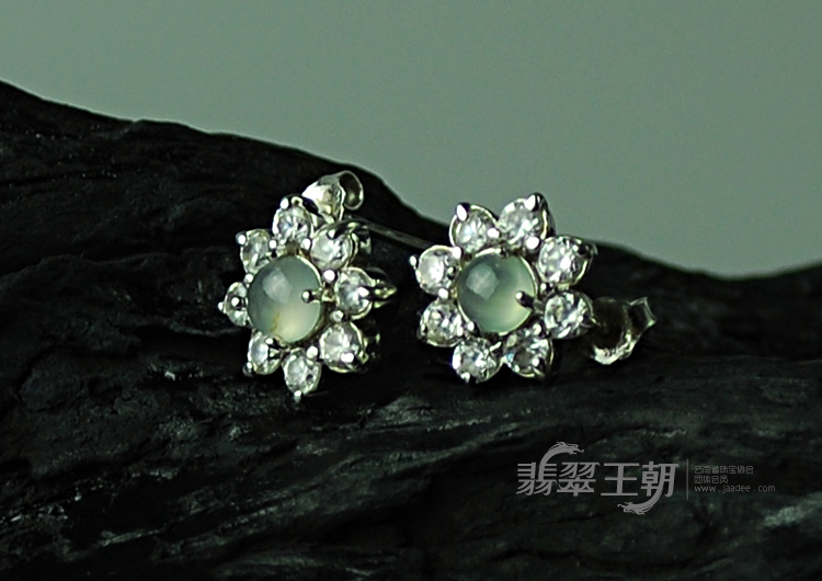 https://jdimg.jaadee.net//images/201104/goods_img/5489_P_1303948284180.jpg