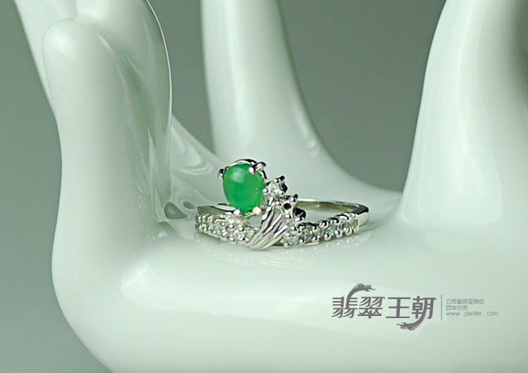 冰种翠色满绿925银镀白金缅甸翡翠戒指