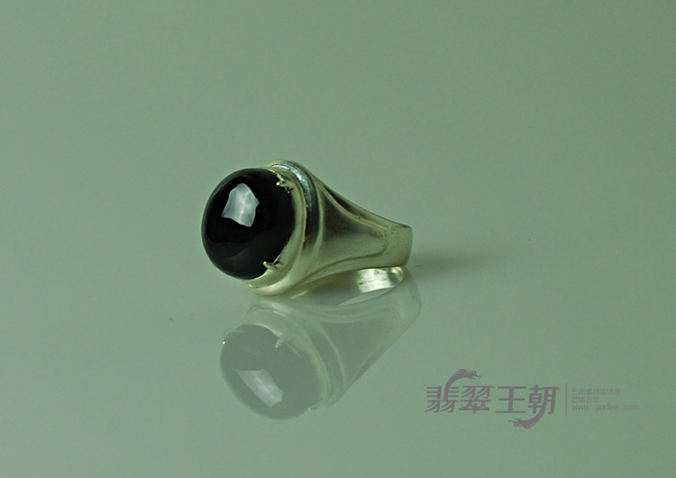 https://jdimg.jaadee.net//images/201104/goods_img/5525_P_1304110653835.jpg